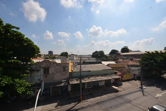 Vista do Quarto 1 de apartamento para alugar com 2 quartos, 100m² em Rocha Miranda, Rio de Janeiro