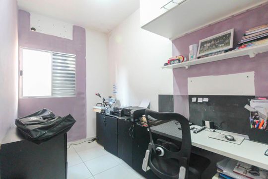 Escritorio de casa à venda com 4 quartos, 220m² em Jardim Tiete, São Paulo