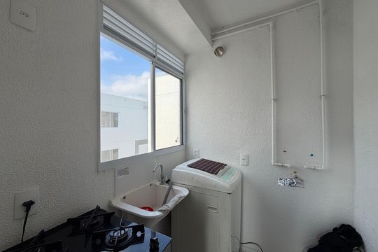 Área de serviço  de apartamento para alugar com 2 quartos, 61m² em Taquara, Rio de Janeiro