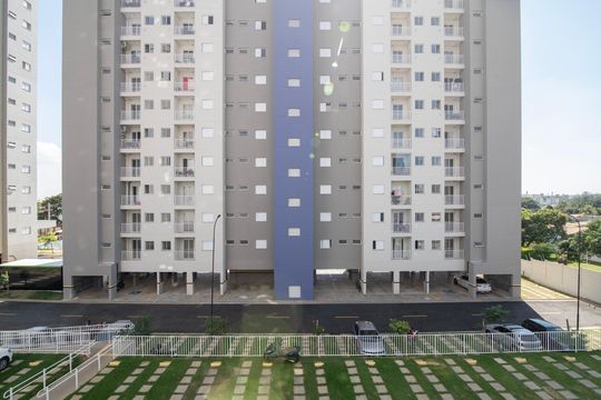 Quarto 1 - Vista da Janela de apartamento para alugar com 2 quartos, 50m² em Nucleo Santa Isabel, Hortolândia