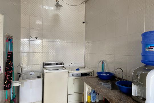 Área de Serviço de casa à venda com 3 quartos, 278m² em Jaguaribe, Osasco