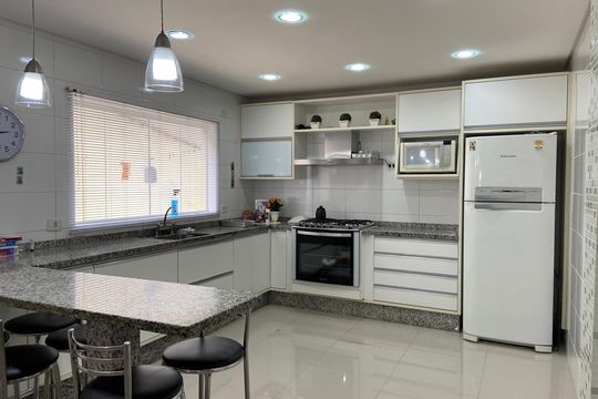 Cozinha de casa à venda com 3 quartos, 278m² em Jaguaribe, Osasco