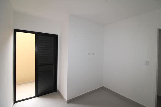 Quarto 1 de apartamento à venda com 2 quartos, 37m² em Vila Constança, São Paulo