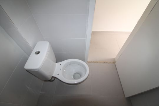 Banheiro de apartamento à venda com 2 quartos, 37m² em Vila Constança, São Paulo