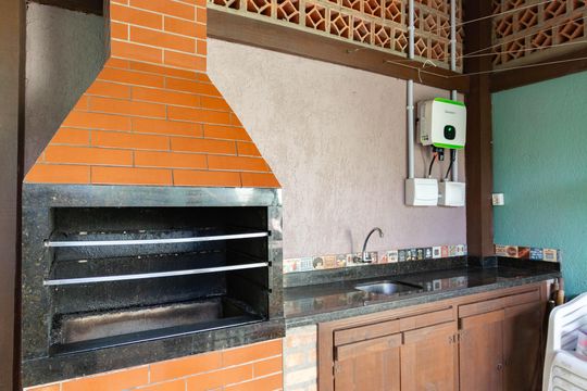 Casa à venda com 3 quartos, 90m² em São José, Canoas