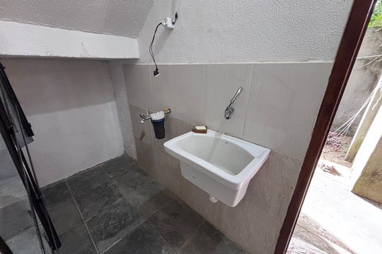 Área de Serviço de casa para alugar com 1 quarto, 50m² em Recreio dos Bandeirantes, Rio de Janeiro