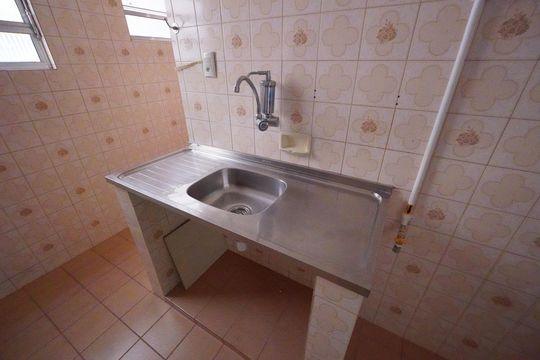 Cozinha de kitnet/studio à venda com 1 quarto, 32m² em Liberdade, São Paulo