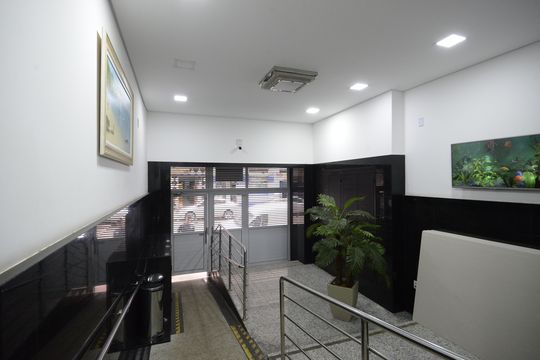 Hall de entrada de kitnet/studio à venda com 1 quarto, 32m² em Liberdade, São Paulo