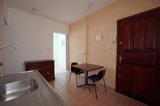 Cozinha de kitnet/studio à venda com 1 quarto, 32m² em Liberdade, São Paulo