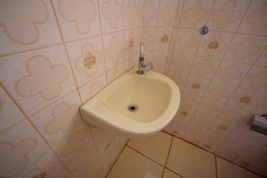 Banheiro de kitnet/studio à venda com 1 quarto, 32m² em Liberdade, São Paulo