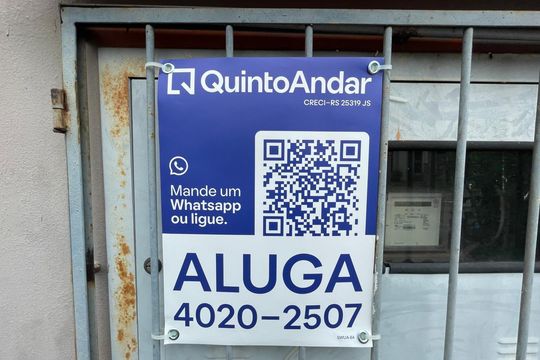 Placa instalada em 24/04/2026 - Placa n SWUA-64 de kitnet/studio para alugar com 1 quarto, 20m² em Vila Nova, Novo Hamburgo