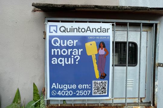 Placa instalada em 24/04/2026 N placa COEY - 57 de kitnet/studio para alugar com 1 quarto, 19m² em Vila Nova, Novo Hamburgo
