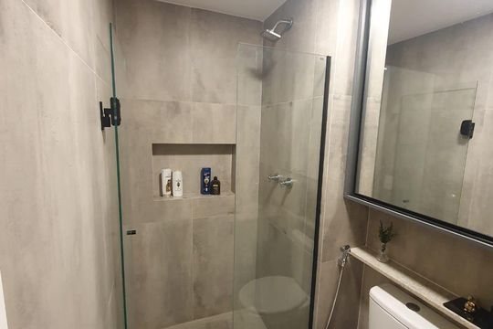 Banheiro de apartamento à venda com 1 quarto, 29m² em Jardim Prudência, São Paulo