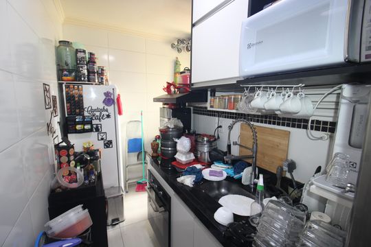 Cozinha  de apartamento para alugar com 2 quartos, 44m² em Limão, São Paulo