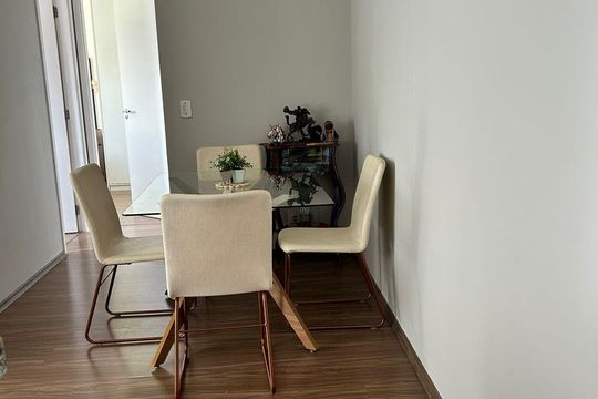 Sala de apartamento à venda com 2 quartos, 55m² em Taboão, Diadema