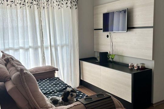 Sala de apartamento à venda com 2 quartos, 55m² em Taboão, Diadema