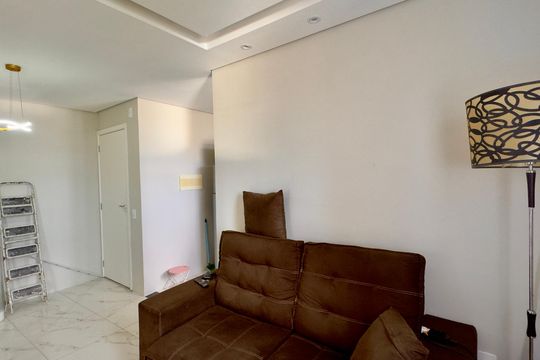 Sala de apartamento para alugar com 2 quartos, 44m² em Vila Nova Bonsucesso, Guarulhos