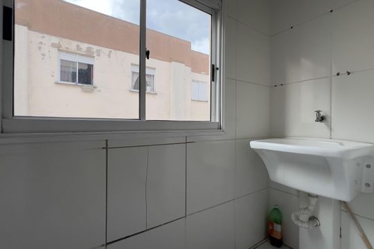 Cozinha e Área de Serviço de apartamento para alugar com 2 quartos, 60m² em Jardim Guilhermino, Guarulhos