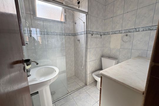 Apartamento à venda com 3 quartos, 77m² em Jardim Santa Josefina, São Paulo