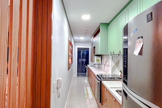 Cozinha de apartamento à venda com 3 quartos, 257m² em Chácara Seis de Outubro, São Paulo