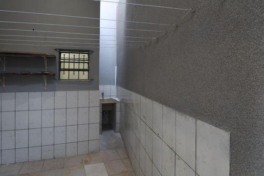 Área de Serviço de casa para alugar com 1 quarto, 45m² em Vila Irmaos Arnoni, São Paulo