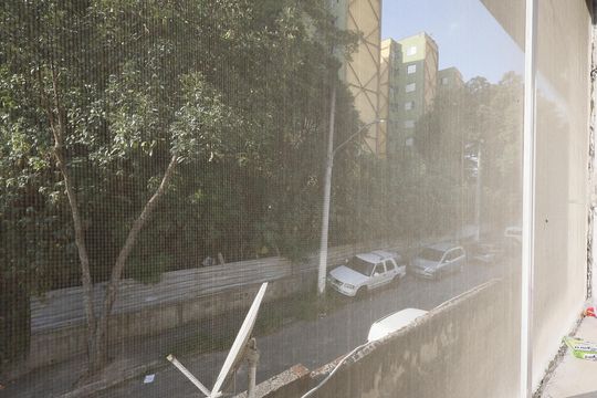 Varanda  de casa à venda com 5 quartos, 125m² em Conjunto Habitacional Jova Rural, São Paulo