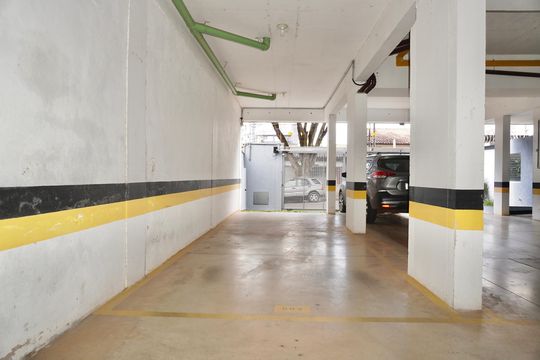 Garagem (3 vagas) de apartamento para alugar com 3 quartos, 240m² em São Lucas, Belo Horizonte