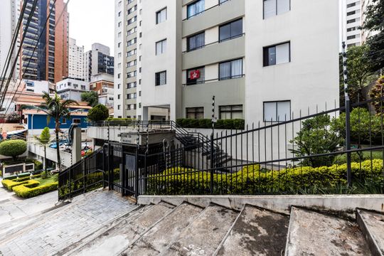 Fachada de apartamento à venda com 2 quartos, 50m² em Sumaré, São Paulo
