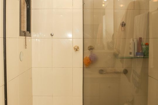 Banheiro da Suíte 3 de apartamento para alugar com 3 quartos, 168m² em Perdizes, São Paulo