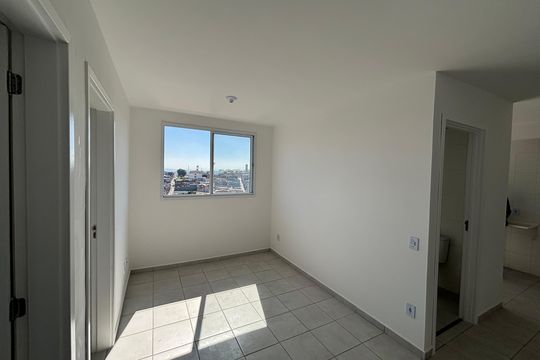 Sala de apartamento para alugar com 2 quartos, 49m² em Jardim Lourdes, Ferraz de Vasconcelos