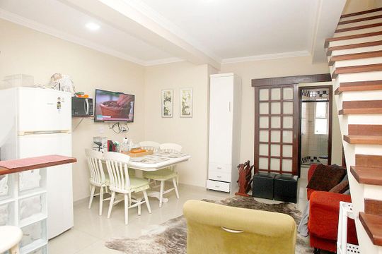 Sala 1 de apartamento para alugar com 2 quartos, 87m² em Santana, Porto Alegre