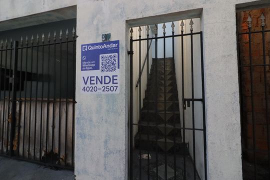 Fachada de casa à venda com 3 quartos, 115m² em Jardim D’abril, Osasco
