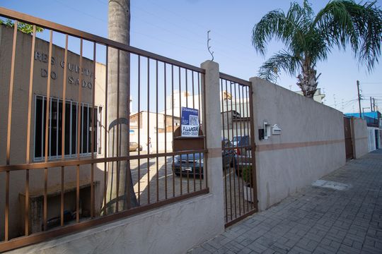 Fachada de casa de condomínio à venda com 2 quartos, 56m² em Nossa Senhora do O, São Paulo