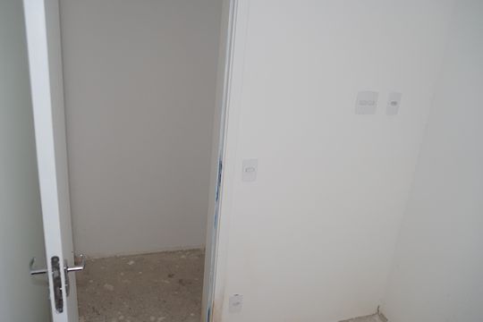 Quarto 1 de apartamento à venda com 2 quartos, 35m² em Vila Rosalia, Guarulhos