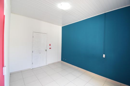 Quarto 3 de casa para alugar com 3 quartos, 282m² em Ahú, Curitiba