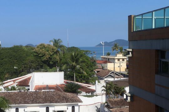 Vista de apartamento para alugar com 2 quartos, 90m² em Loteamento Joao Batista Juliao, Guarujá