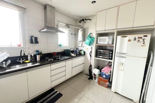 Cozinha  de apartamento à venda com 1 quarto, 40m² em Carandiru, São Paulo