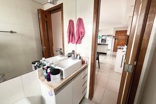 Banheiro de apartamento à venda com 1 quarto, 40m² em Carandiru, São Paulo