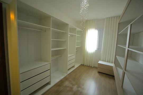Suíte (closet)  de apartamento à venda com 2 quartos, 59m² em Paulicéia, São Bernardo do Campo
