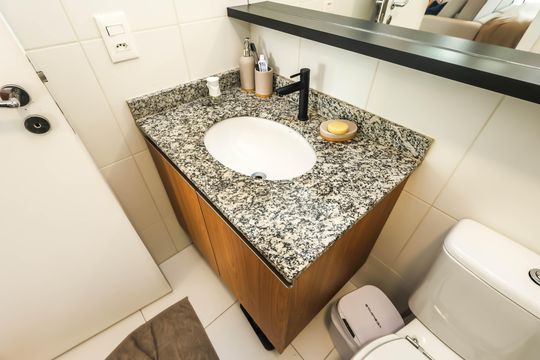 Banheiro de kitnet/studio para alugar com 1 quarto, 37m² em Ipiranga, São Paulo