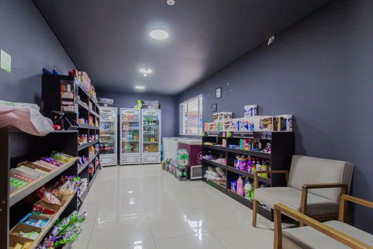 Mercadinho de apartamento para alugar com 3 quartos, 97m² em Vila Assis Brasil, Mauá
