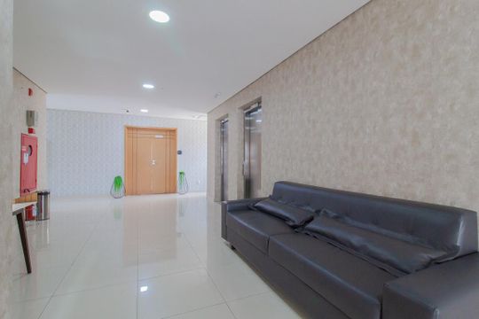 Hall de entrada de apartamento para alugar com 3 quartos, 97m² em Vila Assis Brasil, Mauá