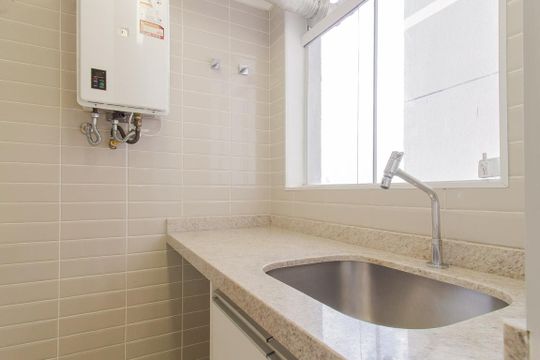 Área de Serviço de apartamento para alugar com 3 quartos, 97m² em Vila Assis Brasil, Mauá