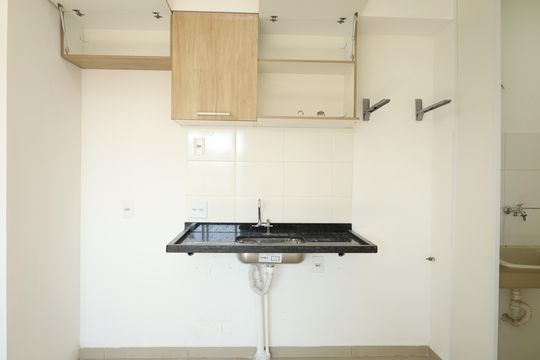 Apartamento para alugar com 2 quartos, 42m² em Jardim Helena, São Paulo
