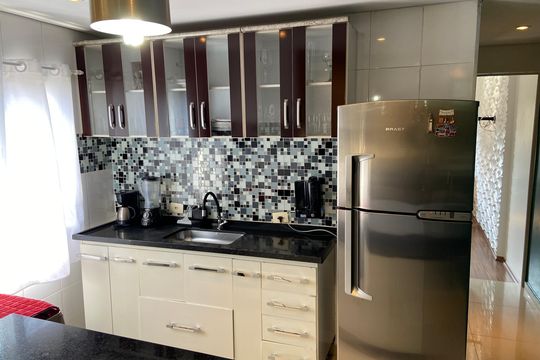 Cozinha de casa para alugar com 1 quarto, 68m² em Vila Nova Alba, São Paulo