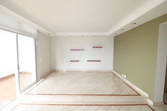 Sala de apartamento à venda com 3 quartos, 170m² em Água Fria, São Paulo