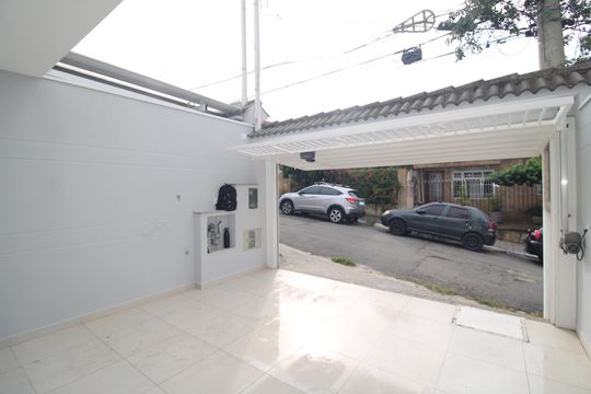 Garagem de casa à venda com 3 quartos, 90m² em Santana, São Paulo