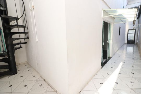 Área de Serviço de casa à venda com 3 quartos, 250m² em Jardim Dabril, Osasco