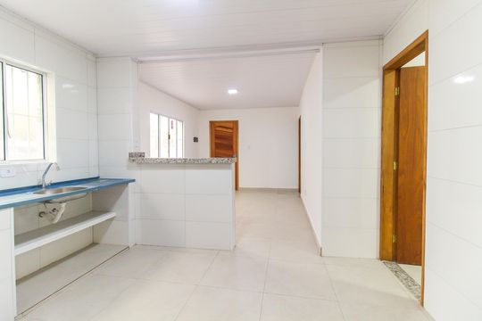 Cozinha de casa para alugar com 2 quartos, 75m² em Vila Carolina, São Paulo