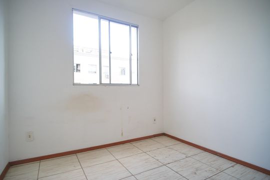 Quarto 2 de apartamento para alugar com 2 quartos, 41m² em Santos Dumont, São Leopoldo